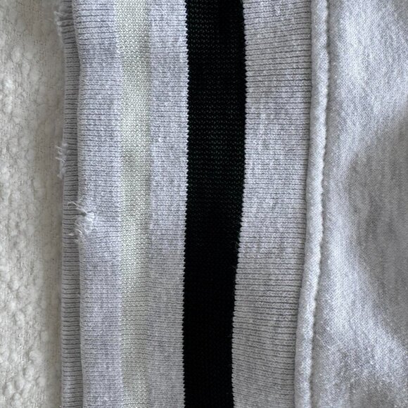 Playboy x Missguided Cropped Boxy Sweatshirt - Picture 5 of 6